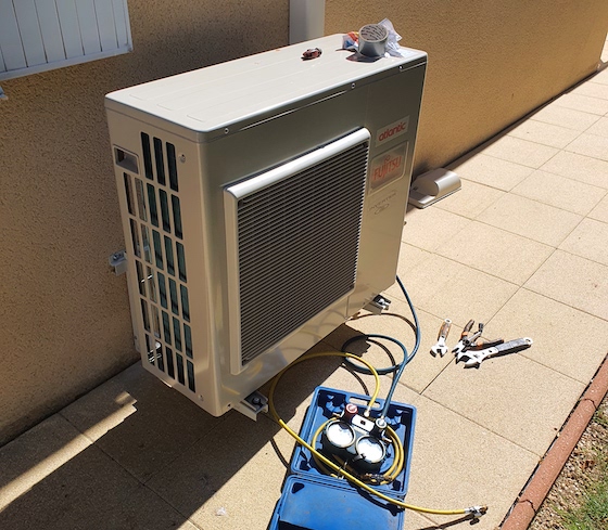 Borne de Recharge - Garage Auto